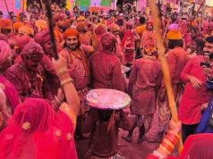 बरसाना की प्रसिद्ध लट्ठमार होली देखने देश- विदेश से आए श्रद्धालु